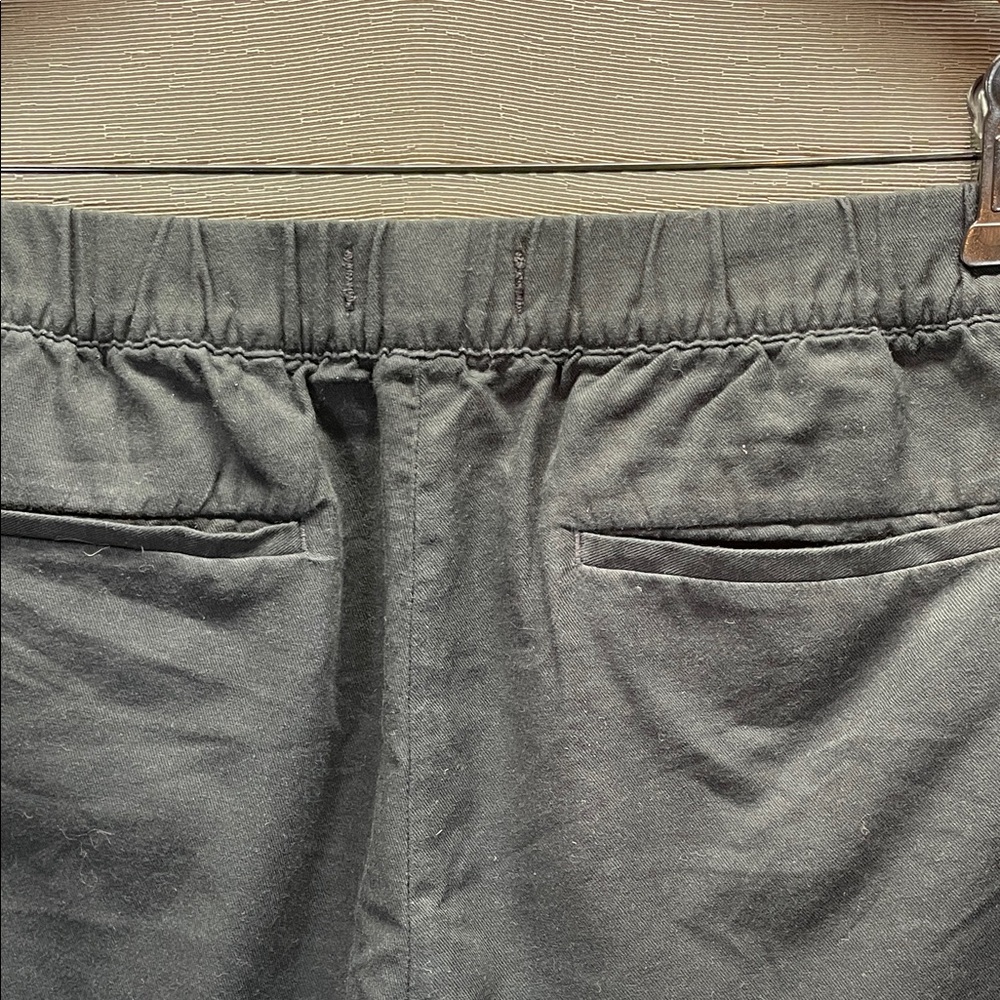 Madewell Black‎ Athletic Shorts Elastic Waistband Moisture-Wicking - Picture 7 of 8